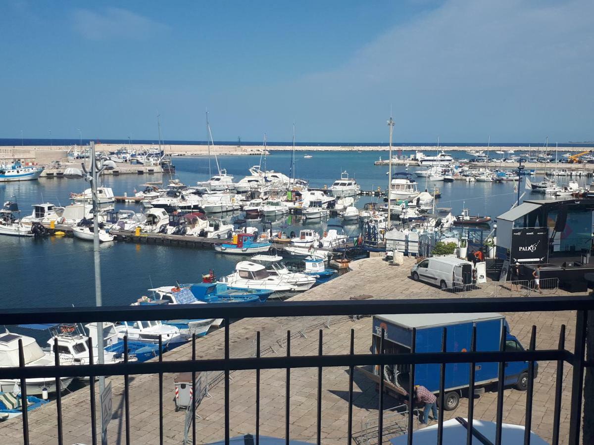 Casanelmare Apartment Mola di Bari Luaran gambar