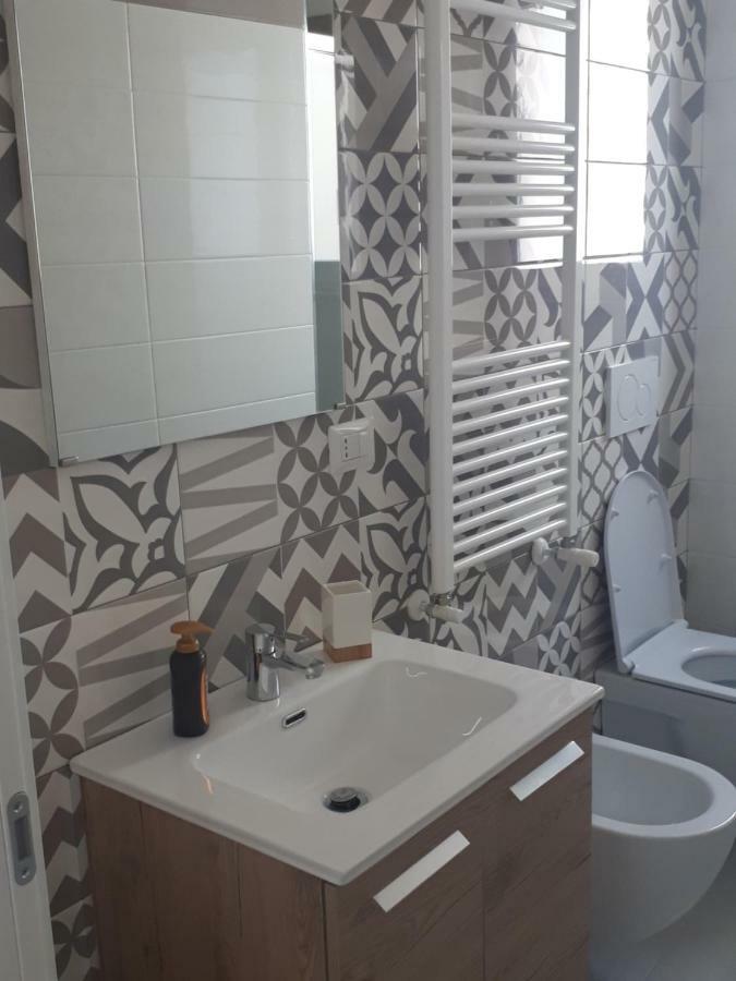 Casanelmare Apartment Mola di Bari Luaran gambar